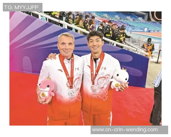 深圳健儿黄博凯男人撑杆跳高摘银